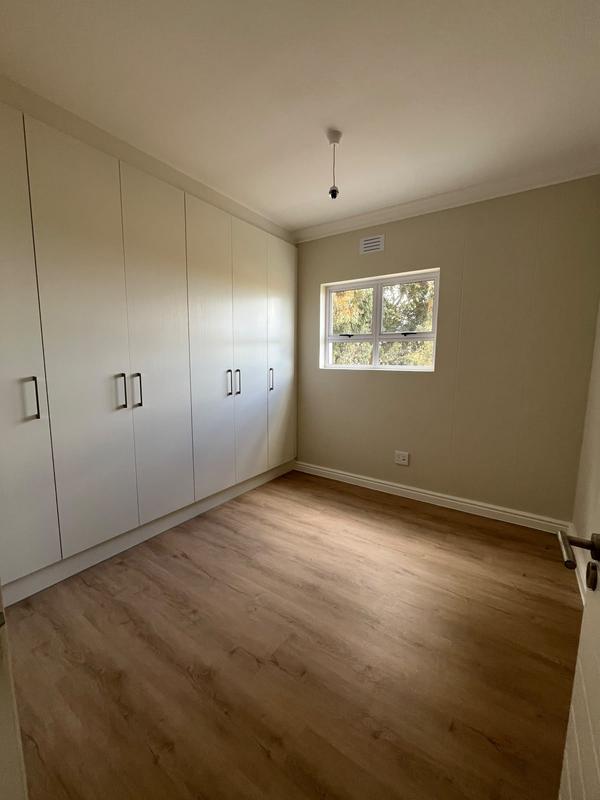 To Let 3 Bedroom Property for Rent in Pinehurst Western Cape